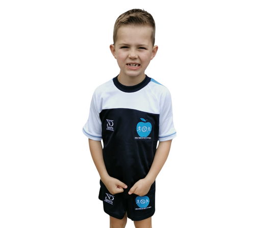 Active kids black & white kit